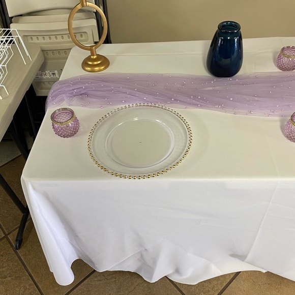 Lilac runner with pearls, 14 feet long by 6 feet wide like new - Picture 7 of 7